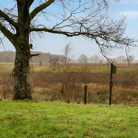2 Bedroom Beautiful In Hovborg