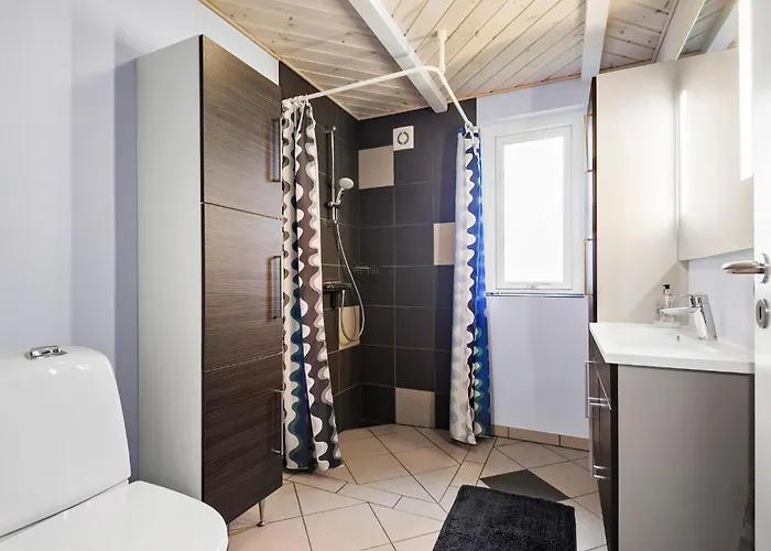2 Bedroom Beautiful In