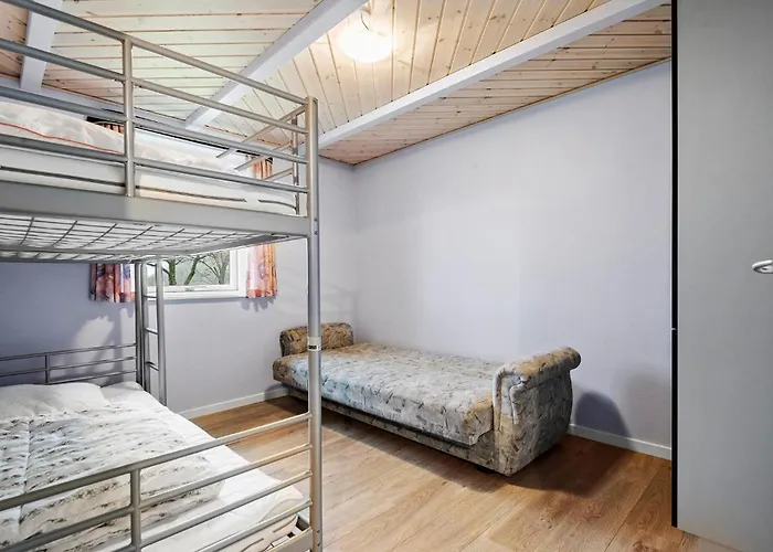 2 Bedroom Beautiful In 別荘 *